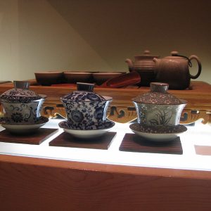White Porcelain Gaiwan Tea Set (Gaiwan, Fair Cup, 6 Cups)